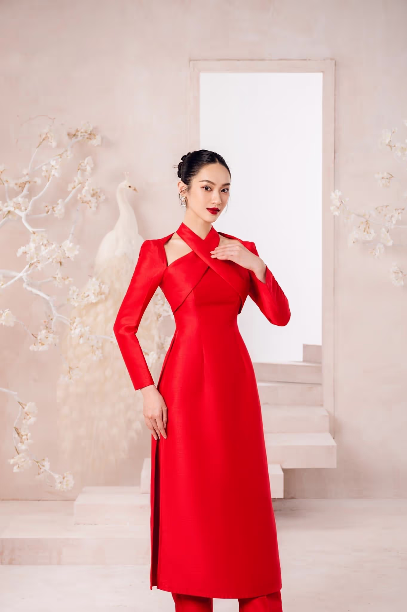 AODAI RED HOLIDAY 3