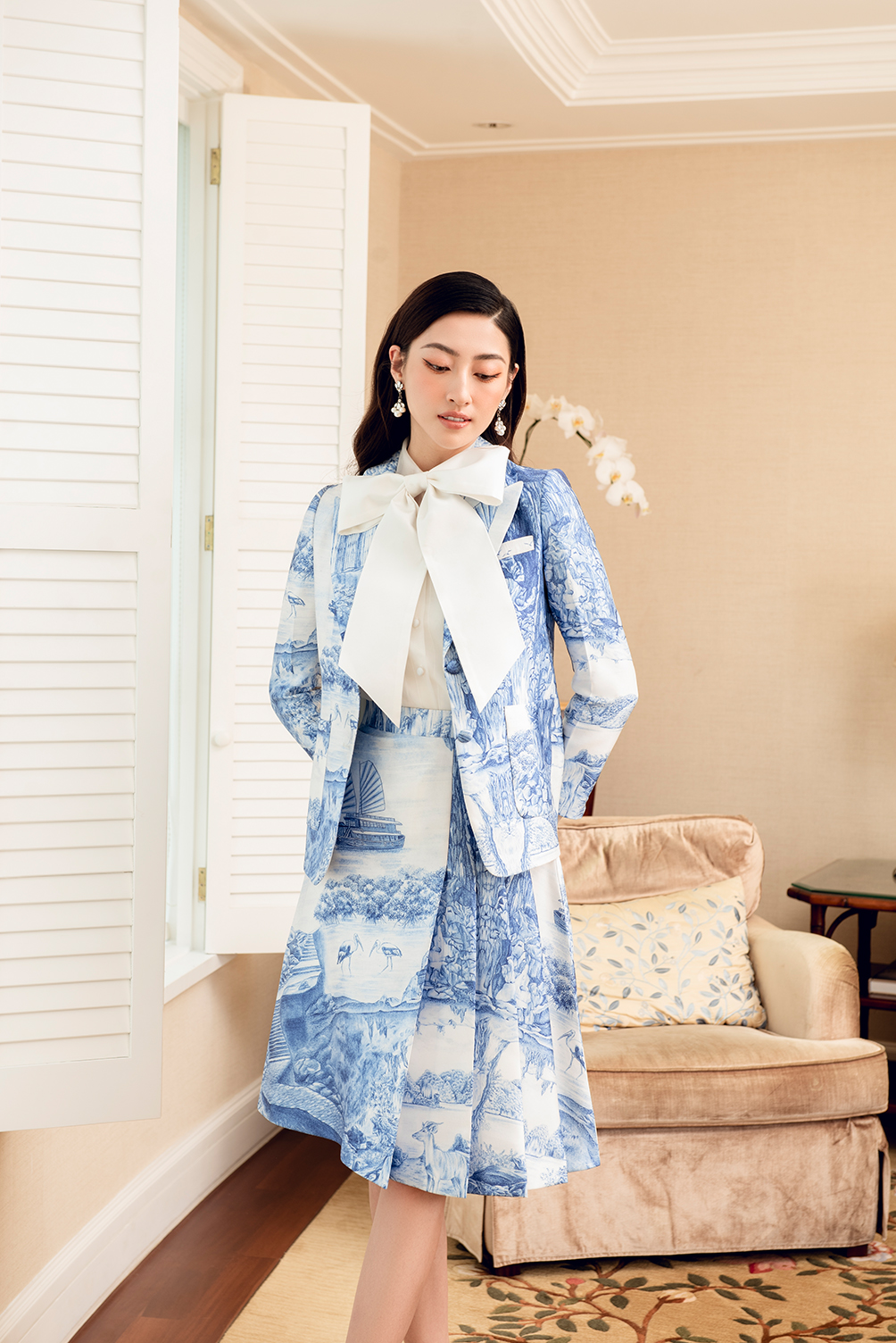 HALONG E SUIT (KÈM NƠ)