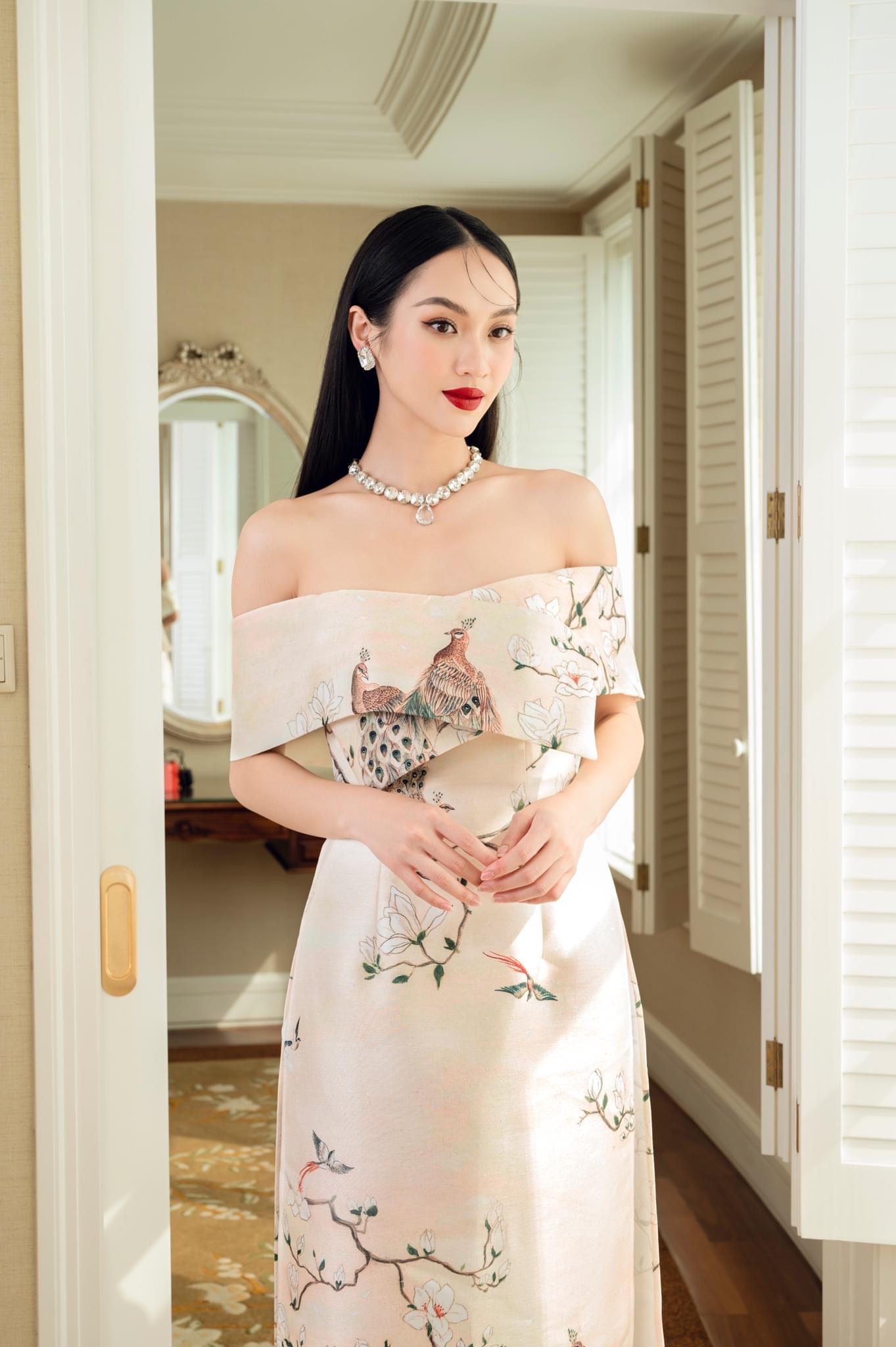 AODAI KHONG TUOC 2