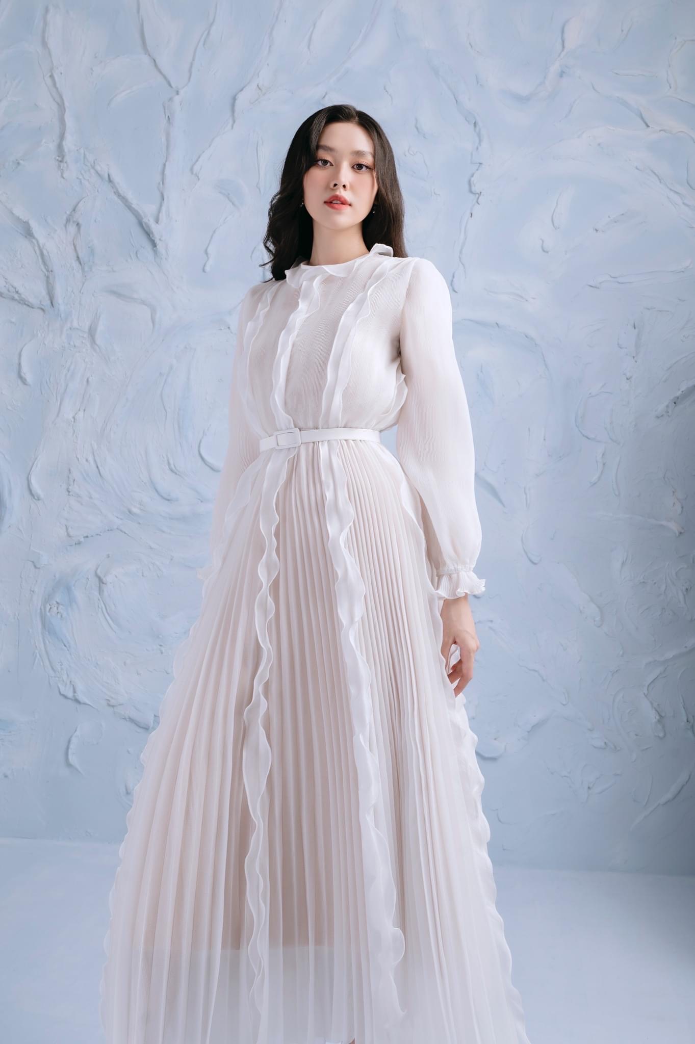 SNOWY DRESS