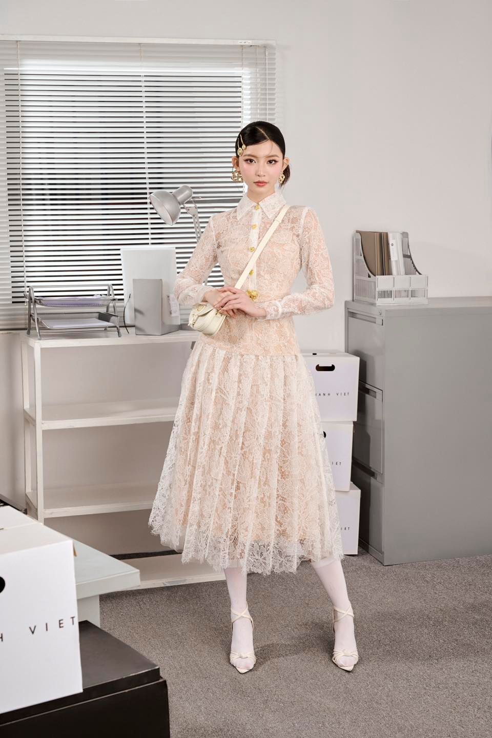 LACEN DRESS