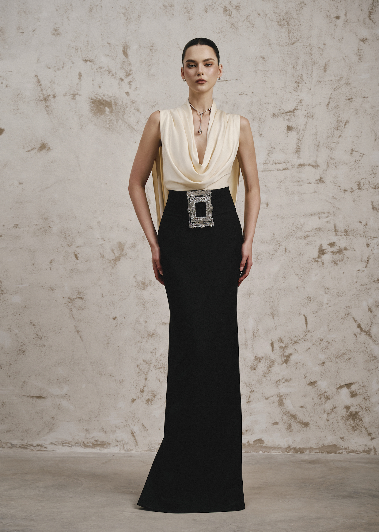 ASTHENTIC DRESS